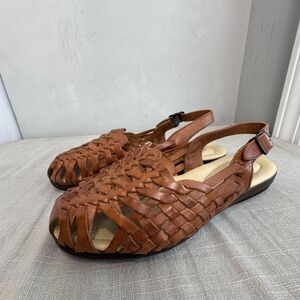 Softspots Huarache Sandals Brown Leather SZ 7.5W Wide Comfort Woven Summer Shoes